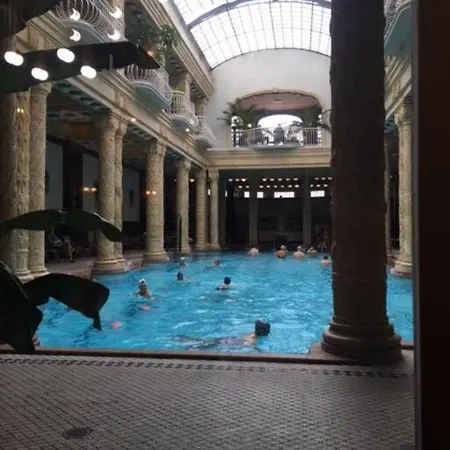 Maria's Castle Budapeste